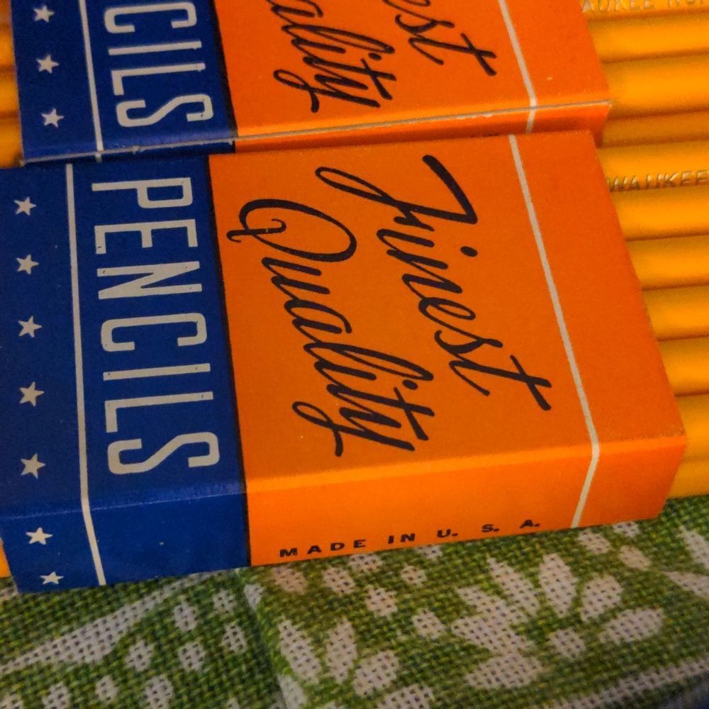 Finest Quality Vintage Pencils‎ - Picture 10 of 13